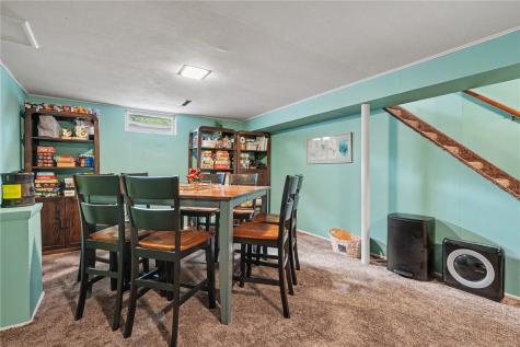 1317 Memorial Drive Cedar Rapids IA 52403