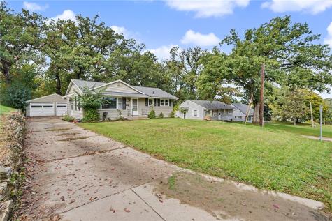 1317 Memorial Drive Cedar Rapids IA 52403