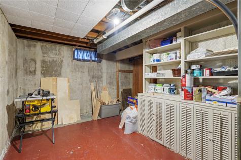 1317 Memorial Drive Cedar Rapids IA 52403