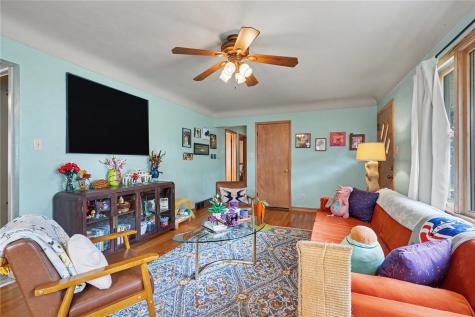 1317 Memorial Drive Cedar Rapids IA 52403