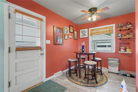 1317 Memorial Drive Cedar Rapids IA 52403