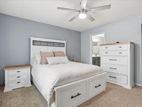 4560 Willow Street Palo IA 52324