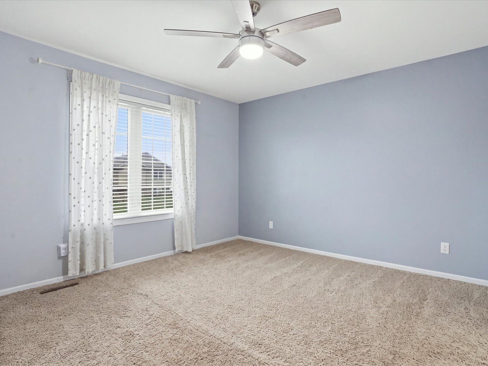 4560 Willow Street Palo IA 52324