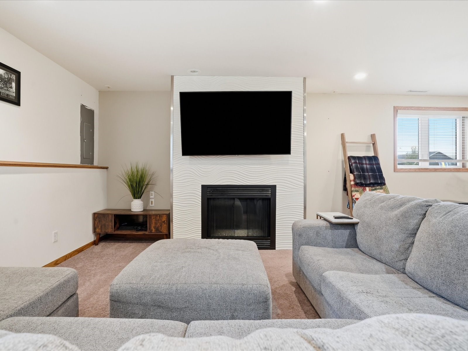 4560 Willow Street Palo IA 52324
