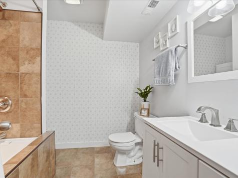 4560 Willow Street Palo IA 52324