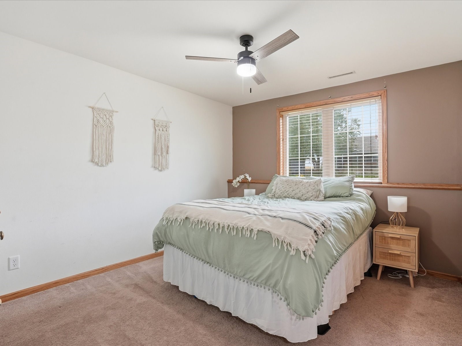 4560 Willow Street Palo IA 52324