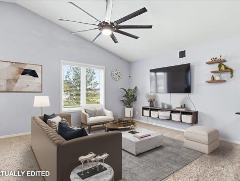 4560 Willow Street Palo IA 52324