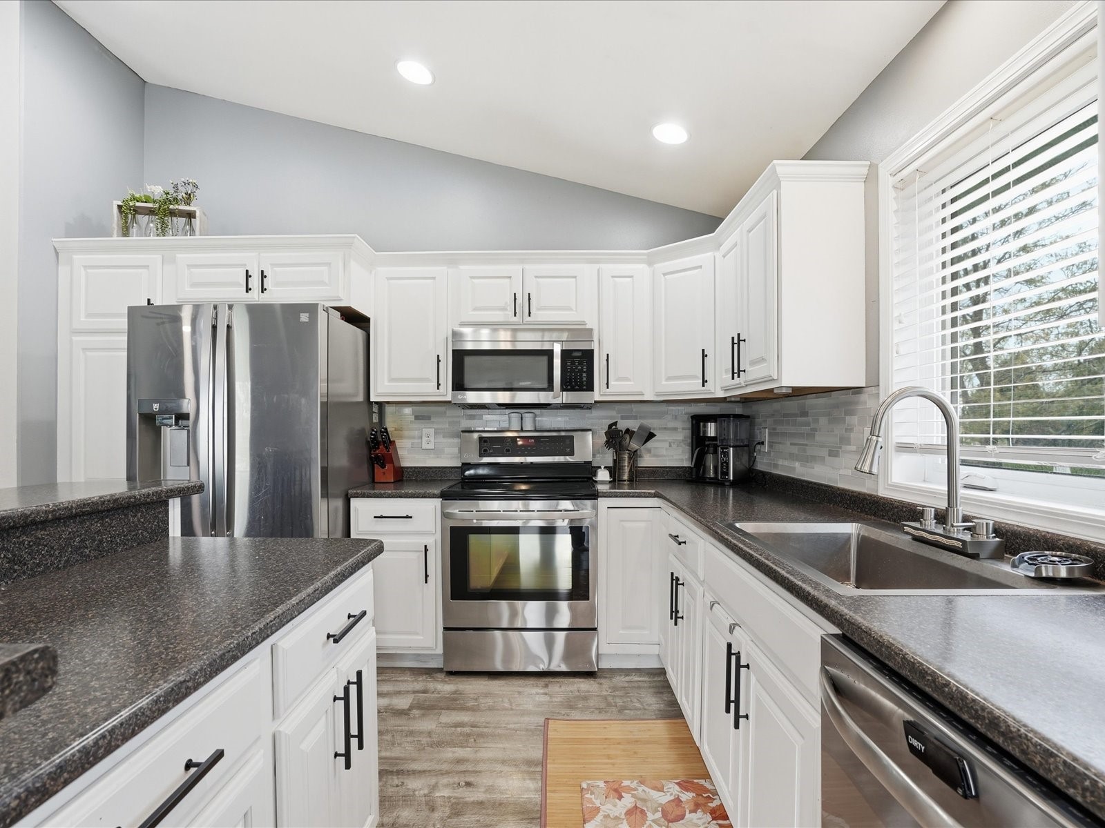 4560 Willow Street Palo IA 52324