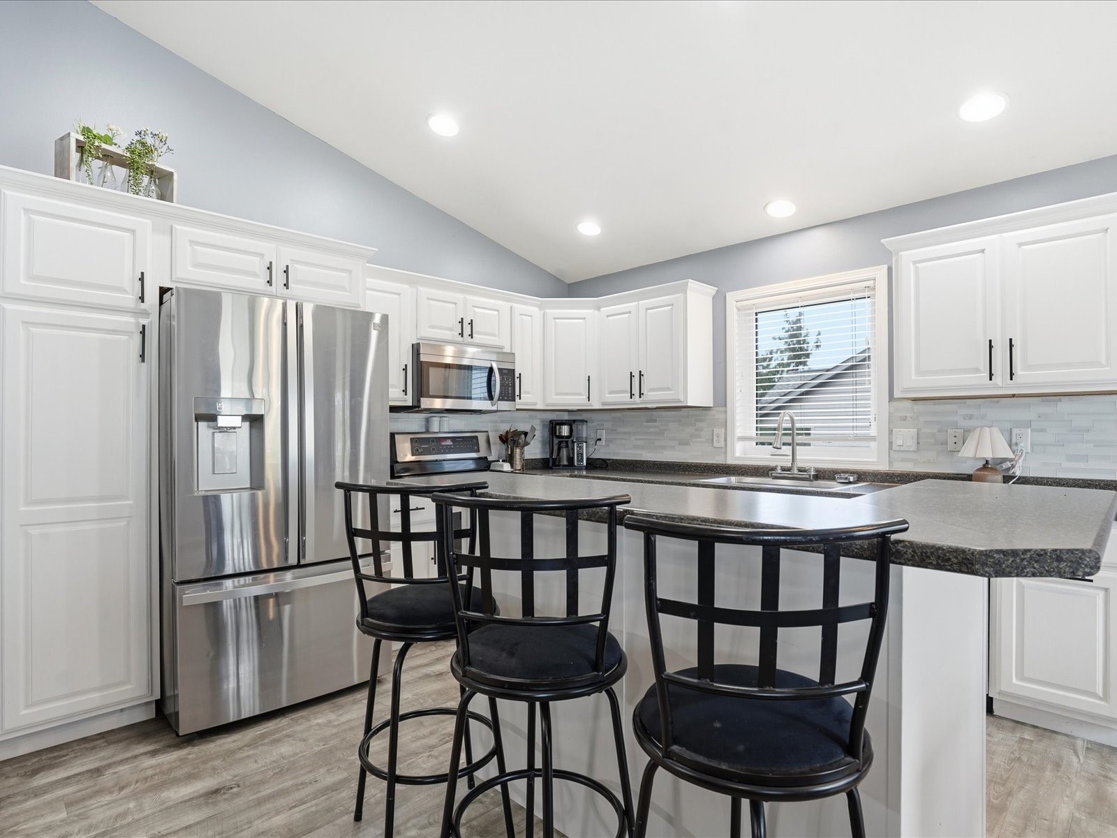 4560 Willow Street Palo IA 52324
