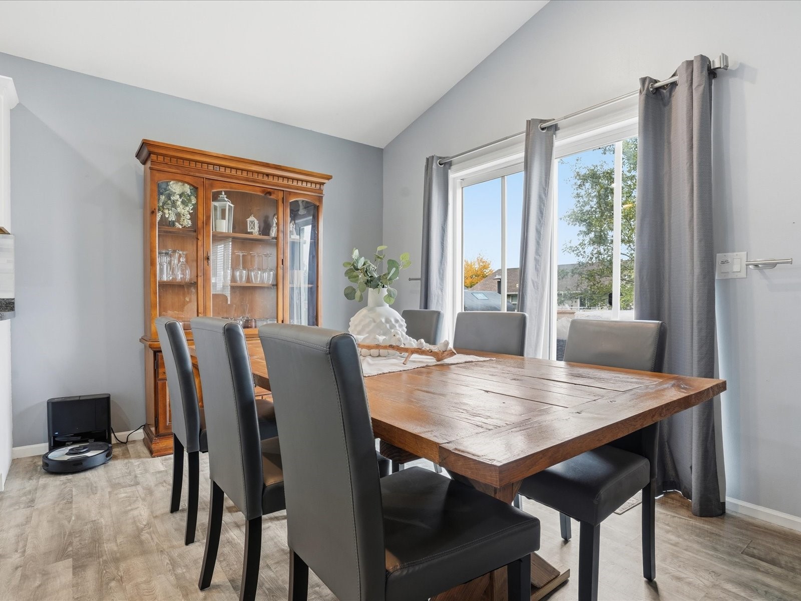 4560 Willow Street Palo IA 52324