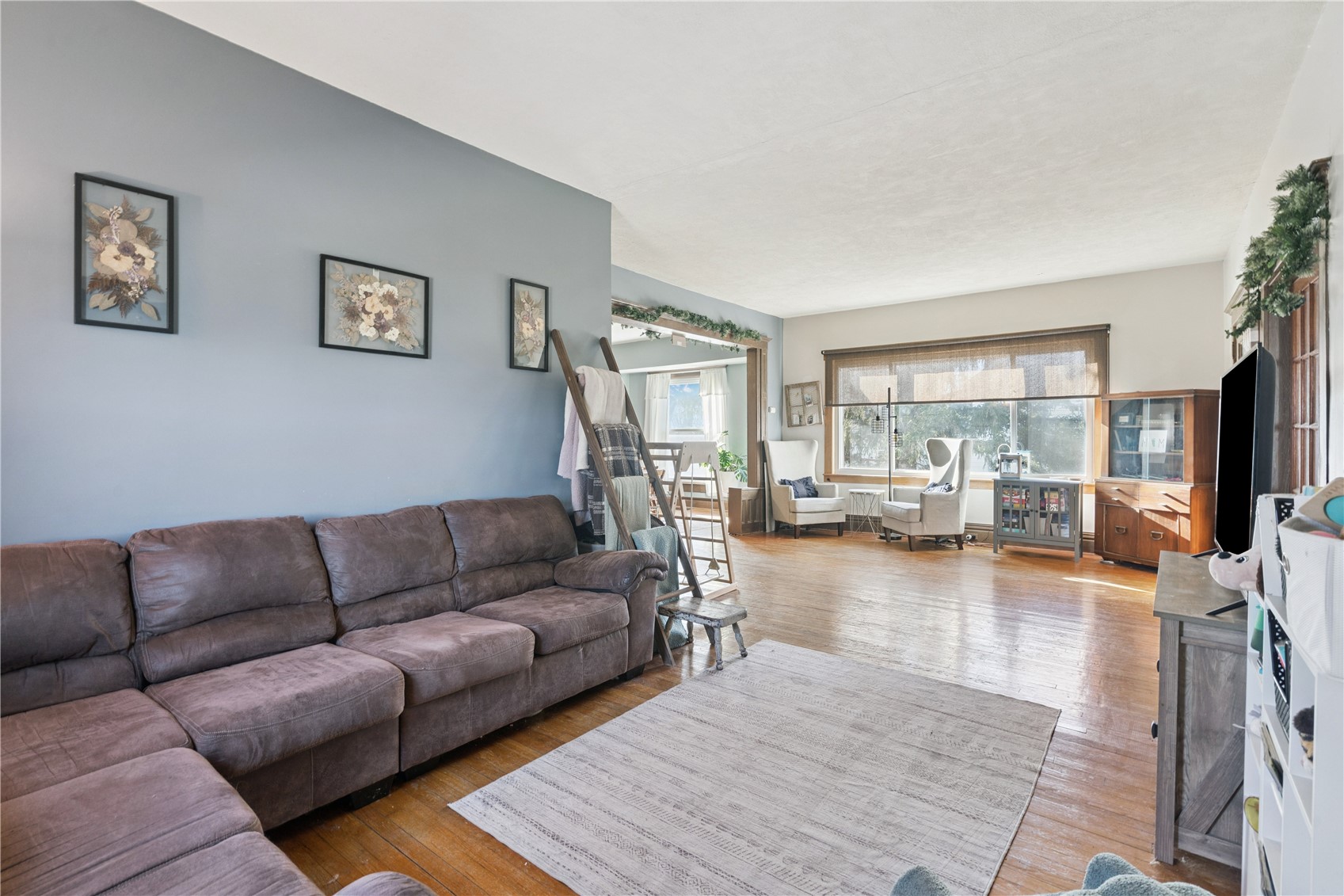 105 Walnut Avenue S Garrison IA 52229