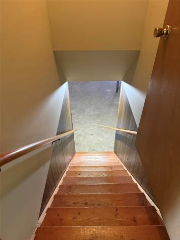 306 14th Avenue Vinton IA 52349
