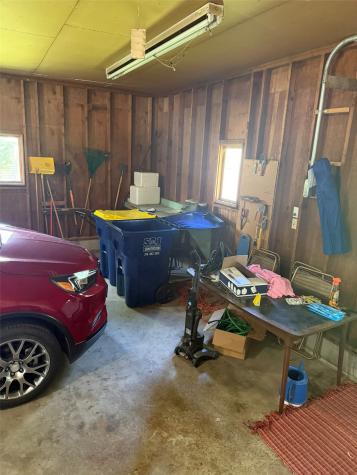 306 14th Avenue Vinton IA 52349