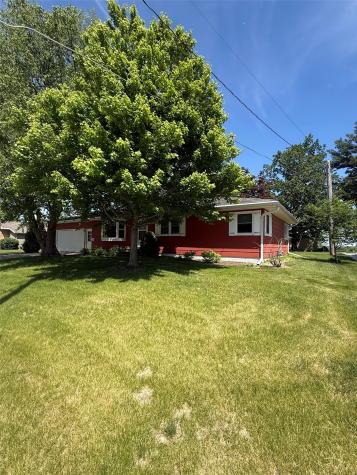 306 14th Avenue Vinton IA 52349