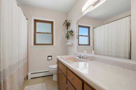 130 26th Street Court Marion IA 52302
