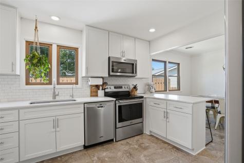 130 26th Street Court Marion IA 52302