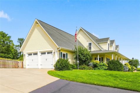 1441 Baker Avenue West Branch IA 52358