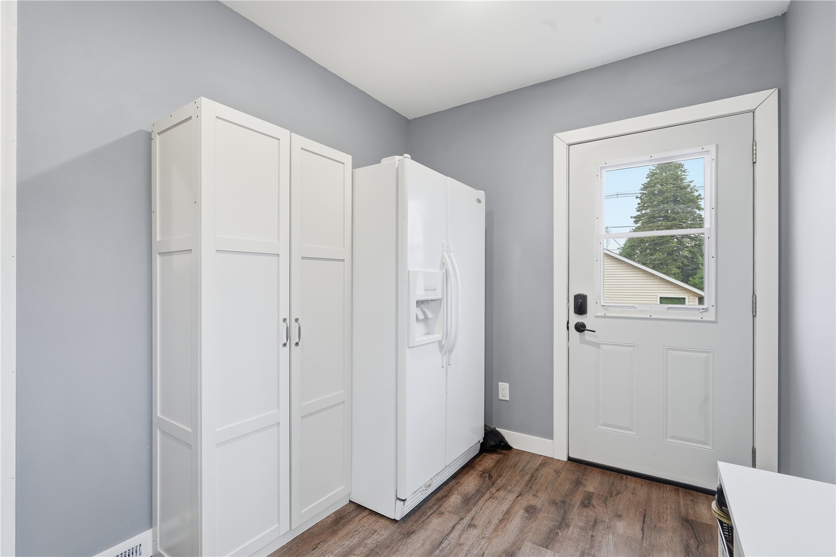 502 3rd Street Victor IA 52347