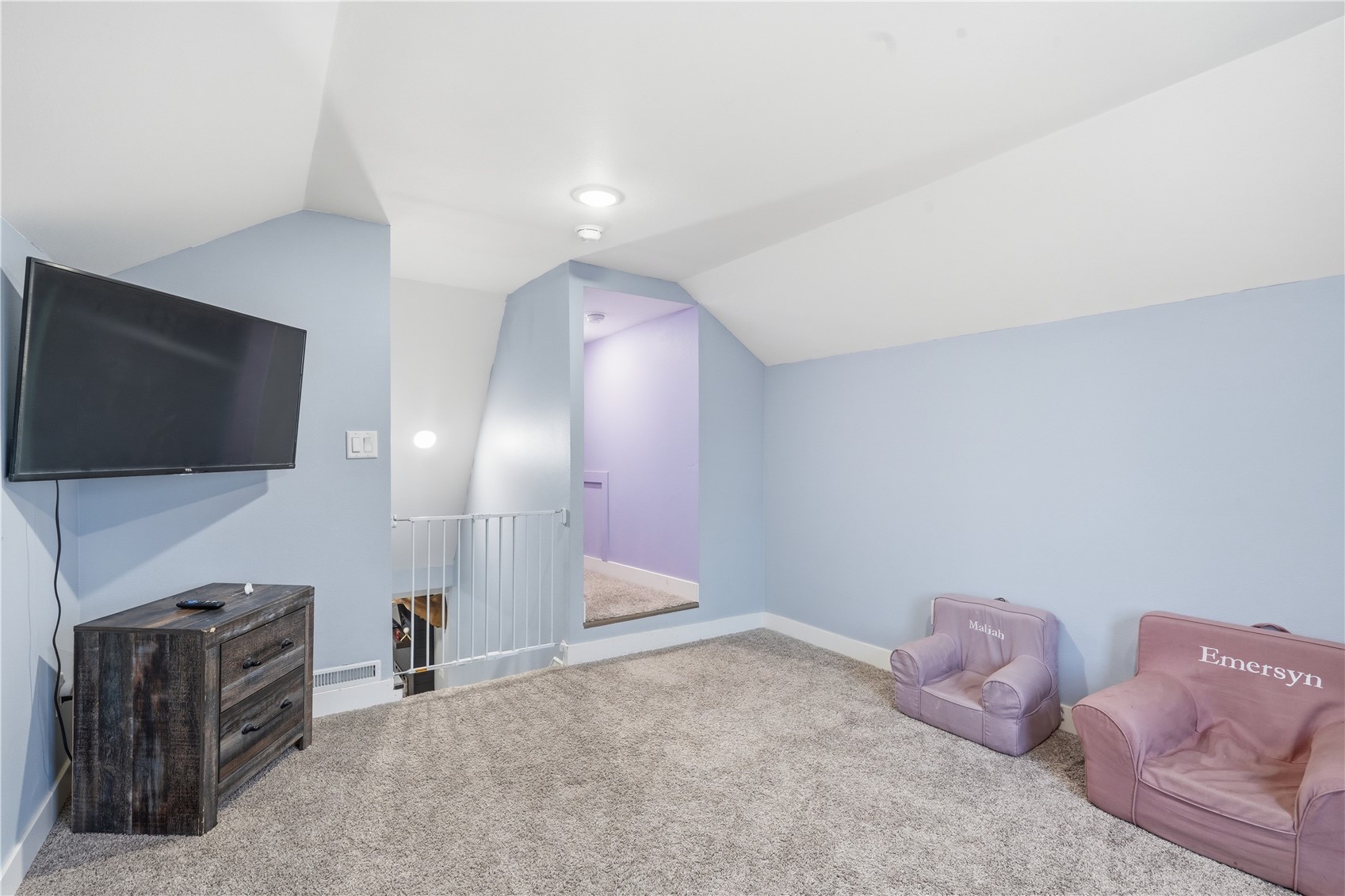 502 3rd Street Victor IA 52347
