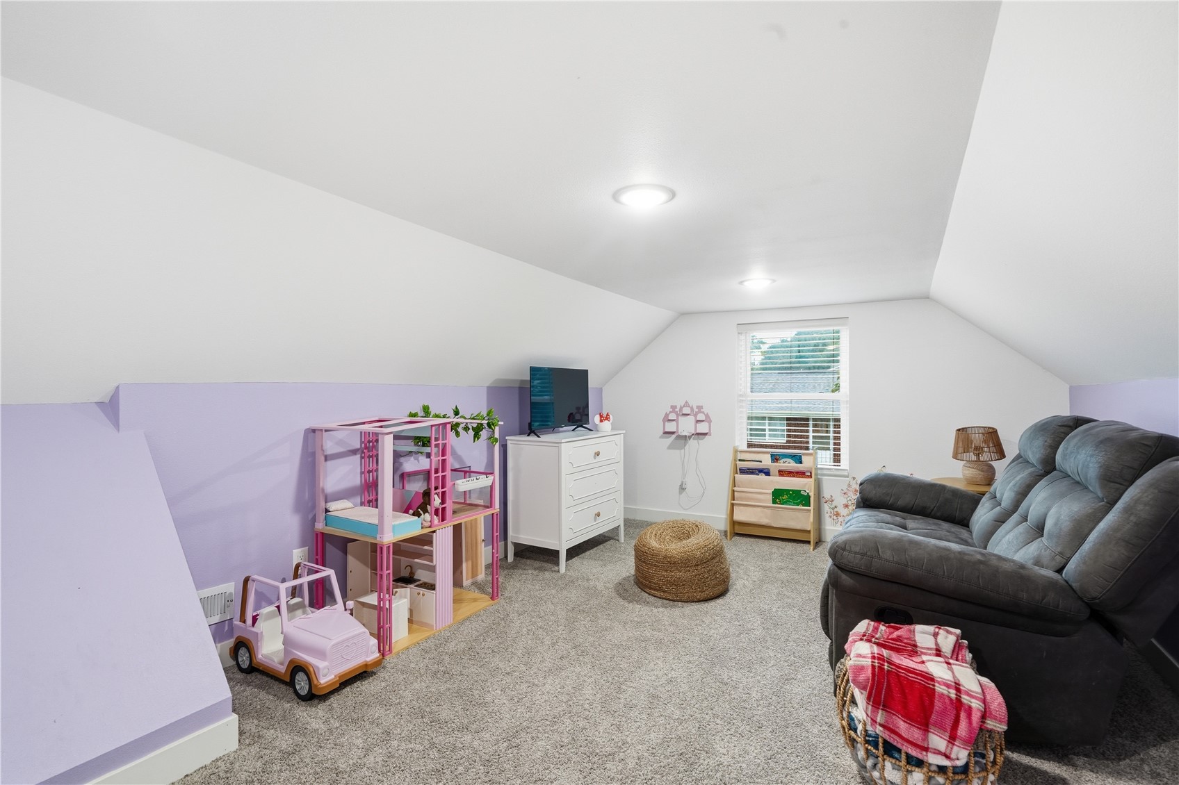 502 3rd Street Victor IA 52347