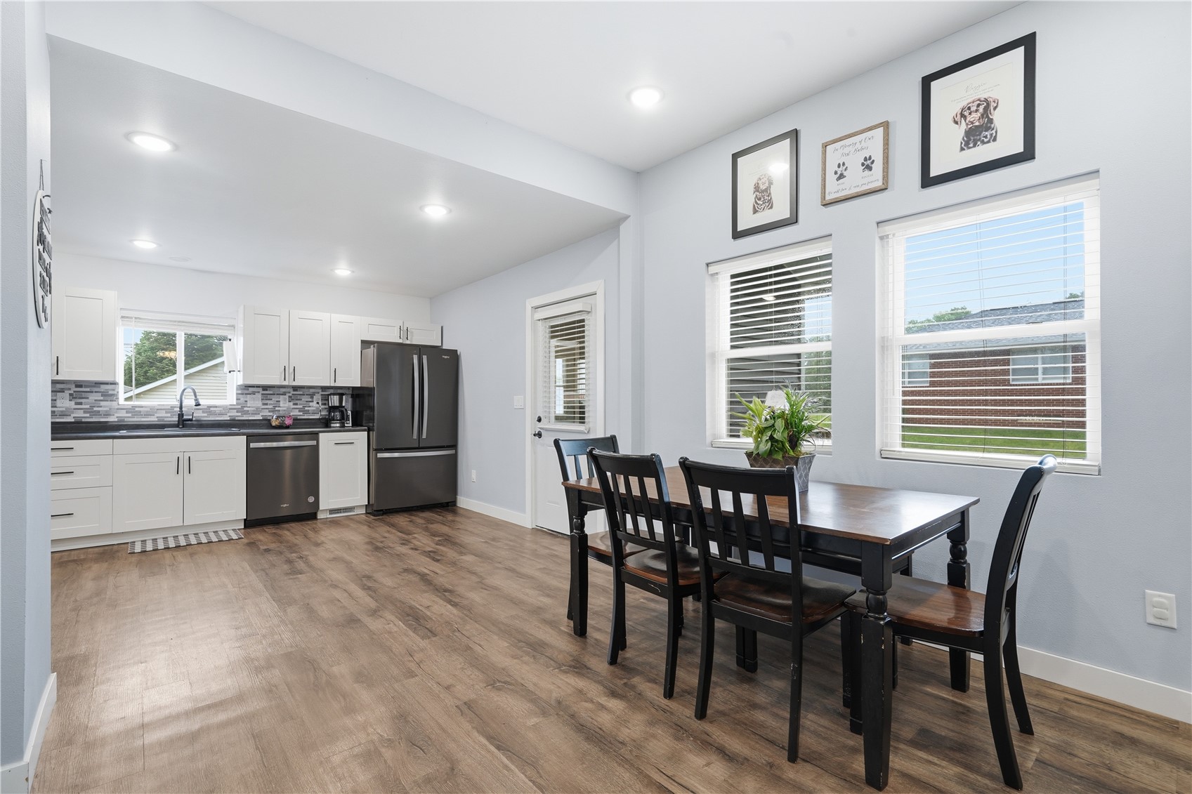502 3rd Street Victor IA 52347