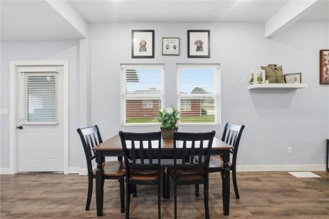 502 3rd Street Victor IA 52347