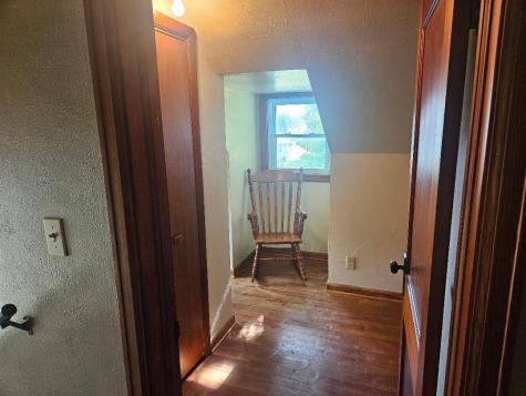 704 8th Avenue Belle Plaine IA 52208