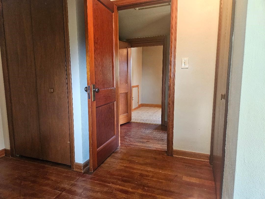 704 8th Avenue Belle Plaine IA 52208