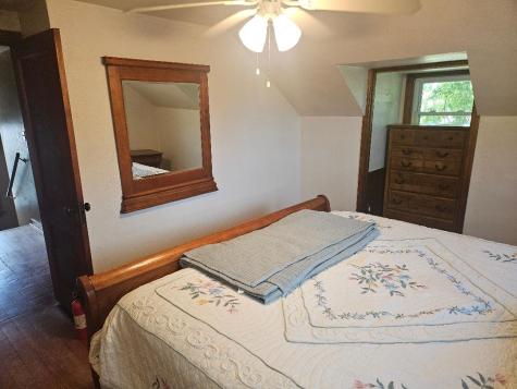 704 8th Avenue Belle Plaine IA 52208