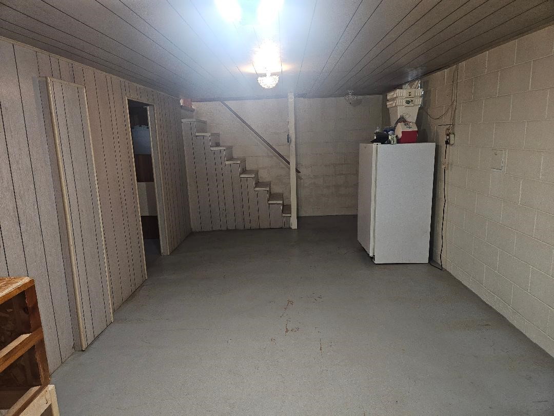 704 8th Avenue Belle Plaine IA 52208