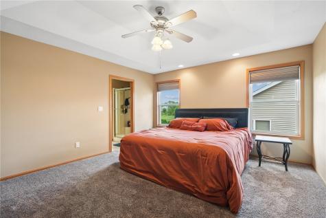 6408 Palmetto Circle SW Cedar Rapids IA 52405