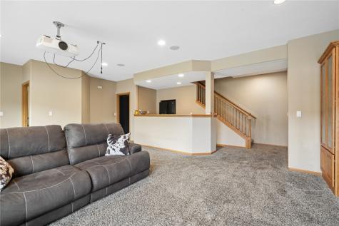 6408 Palmetto Circle SW Cedar Rapids IA 52405