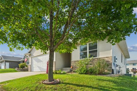 6408 Palmetto Circle SW Cedar Rapids IA 52405