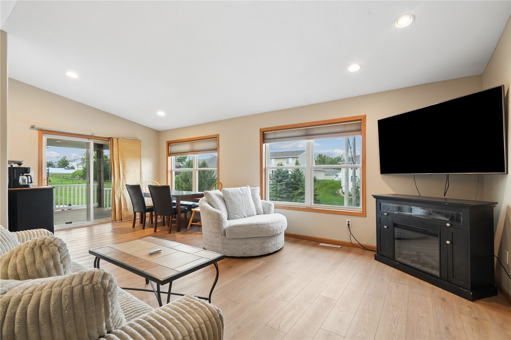 6408 Palmetto Circle SW Cedar Rapids IA 52405