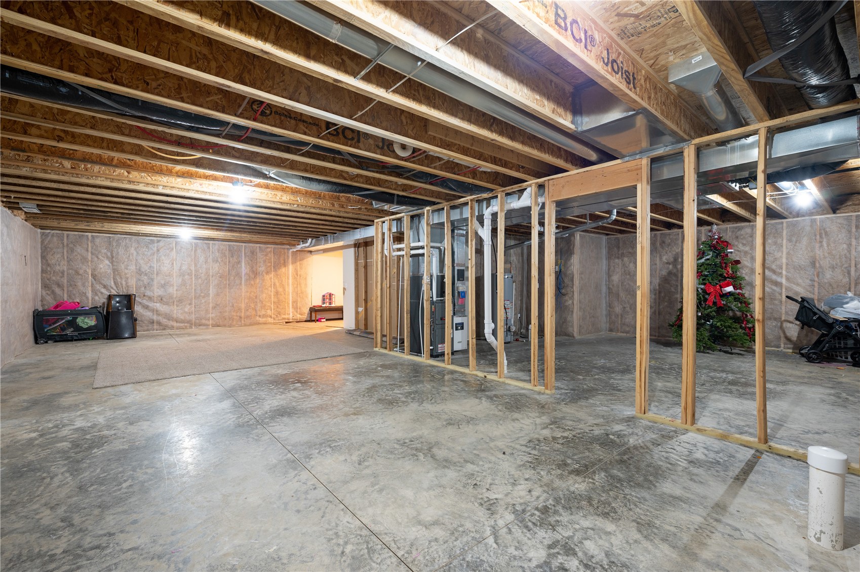 1912 Shady Grove Road SW Cedar Rapids IA 52404