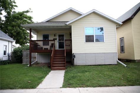 728 2nd Avenue SW Cedar Rapids IA 52404