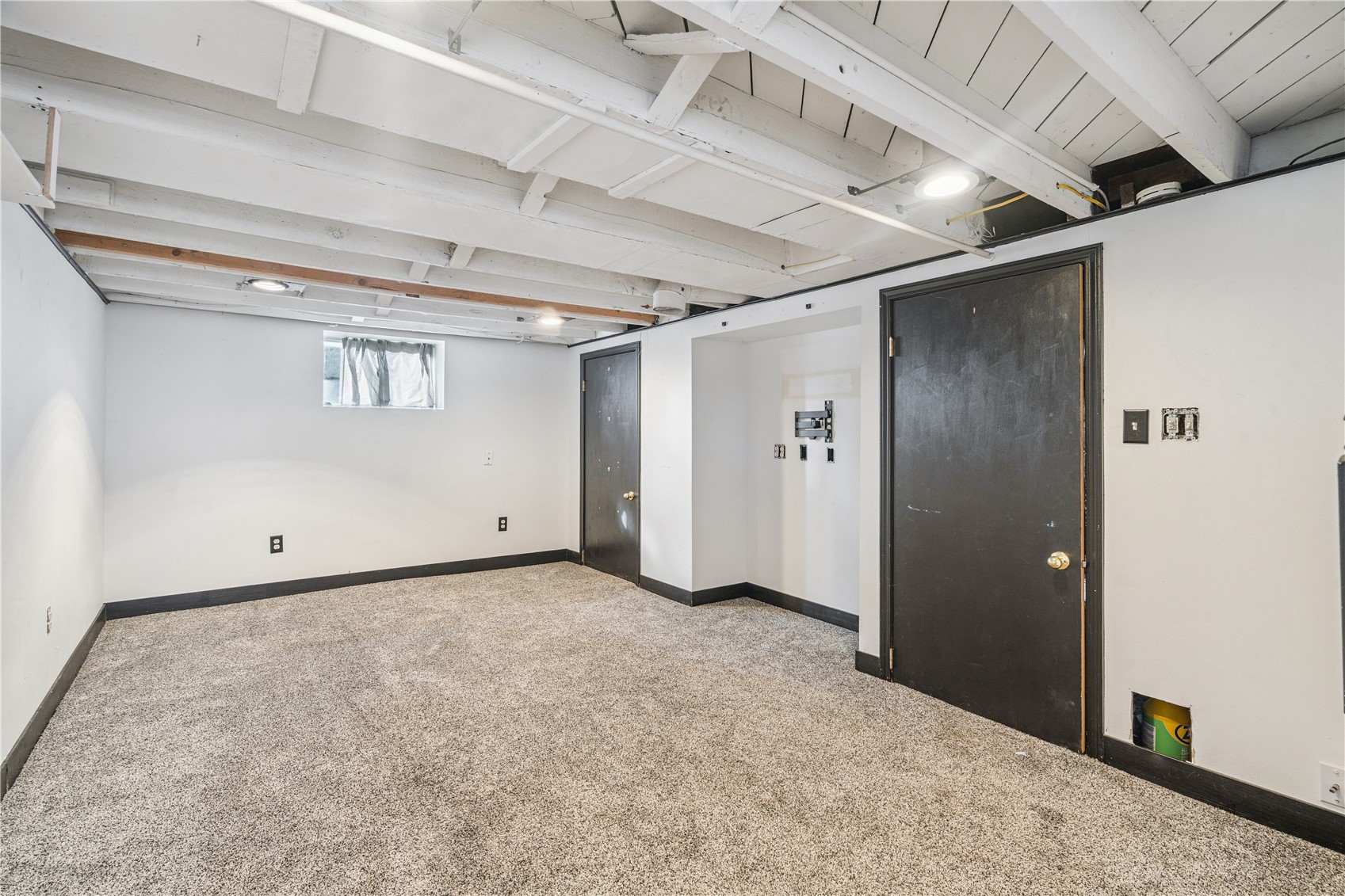 250 Highland Drive NW Cedar Rapids IA 52405