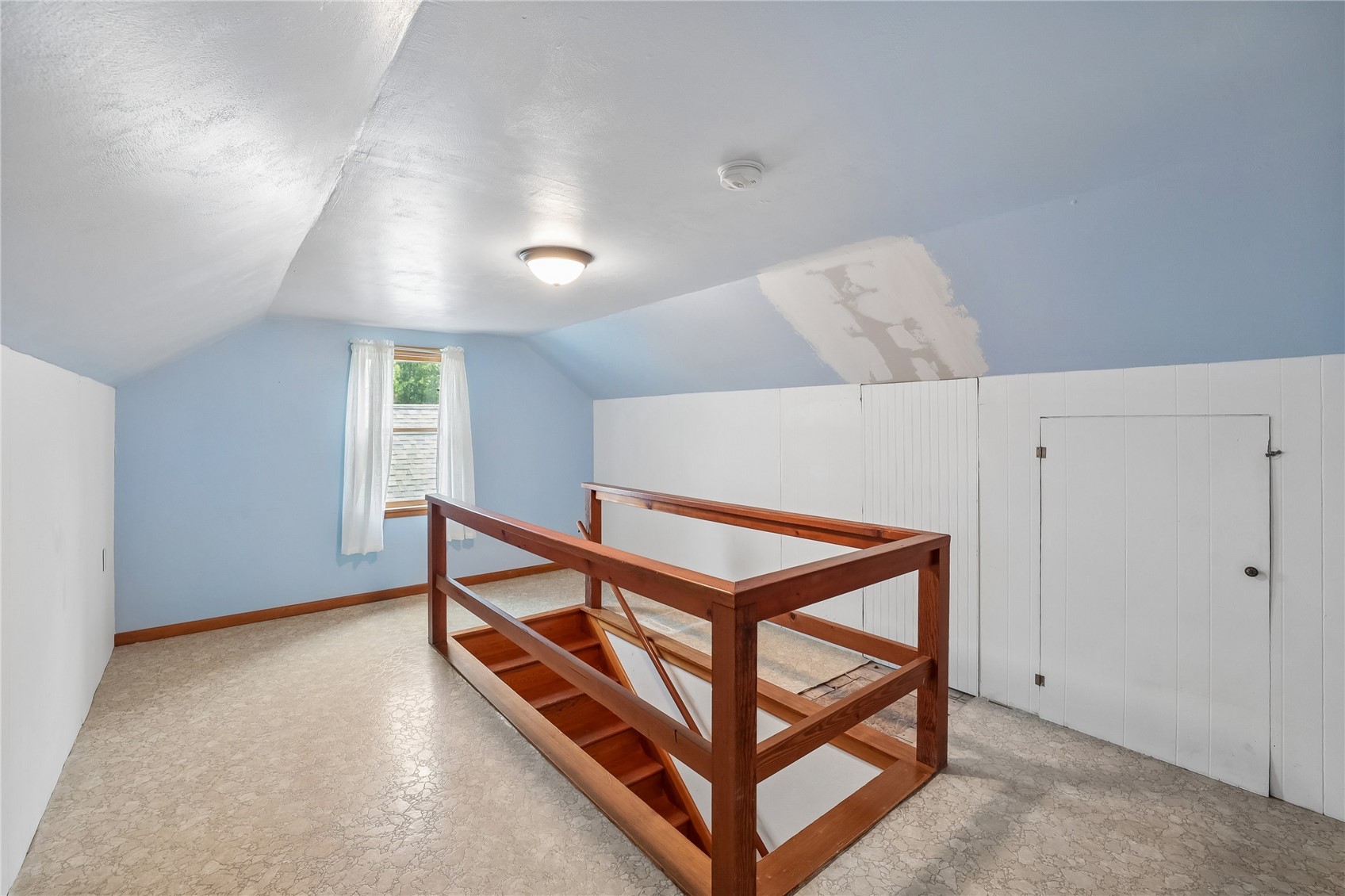 74 Essex Avenue SW Swisher IA 52338