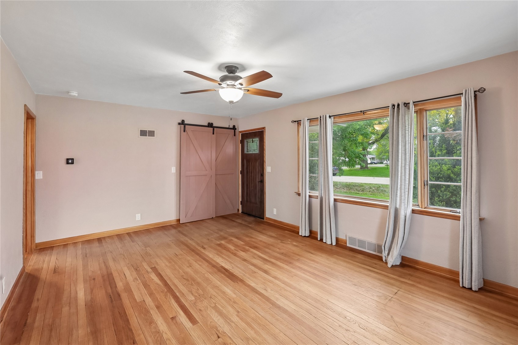 74 Essex Avenue SW Swisher IA 52338