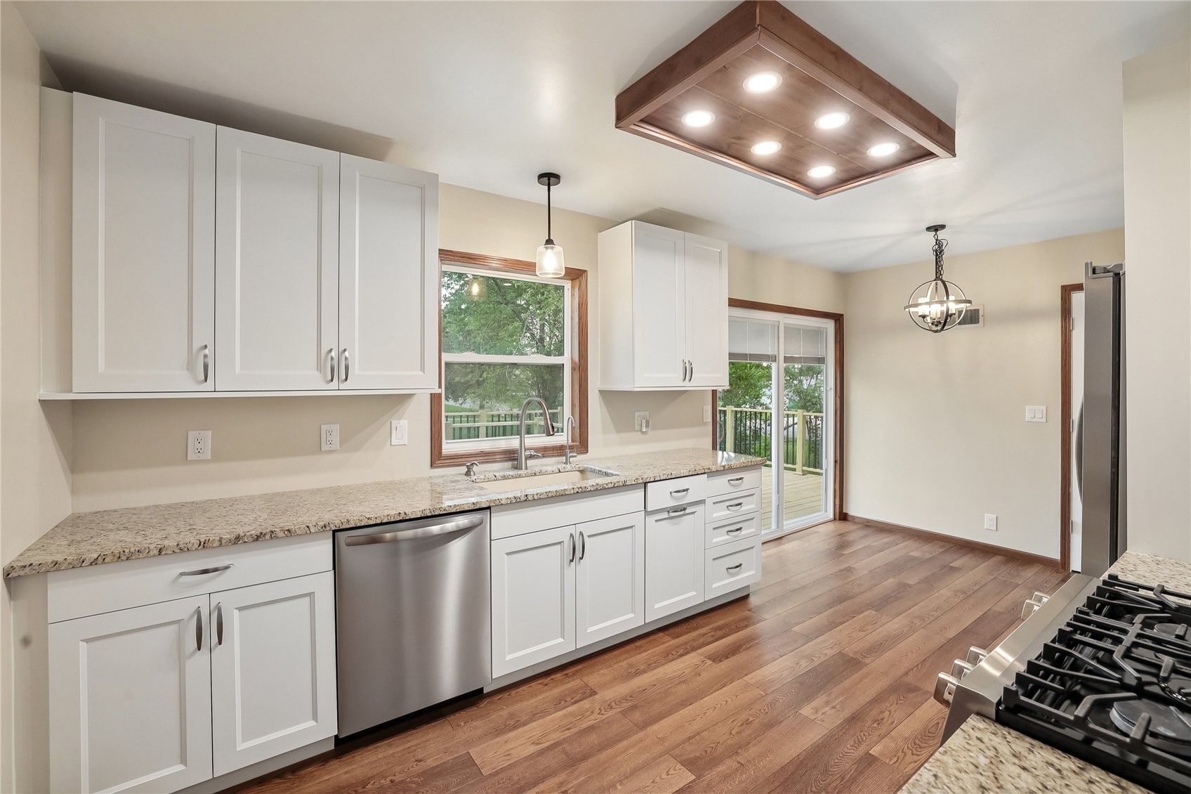 74 Essex Avenue SW Swisher IA 52338