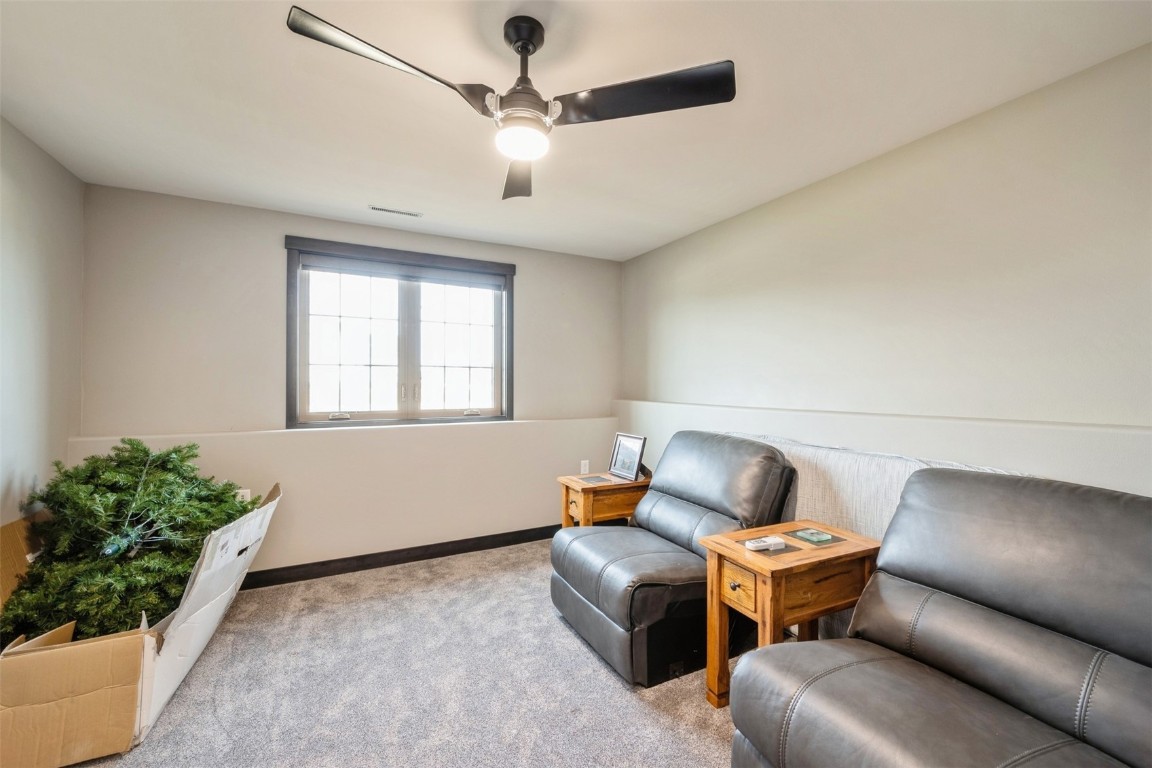 4544 Dry Creek Lane Palo IA 52324
