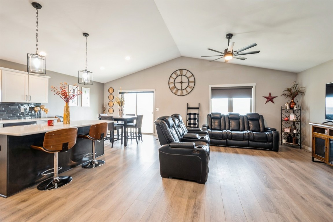 4544 Dry Creek Lane Palo IA 52324
