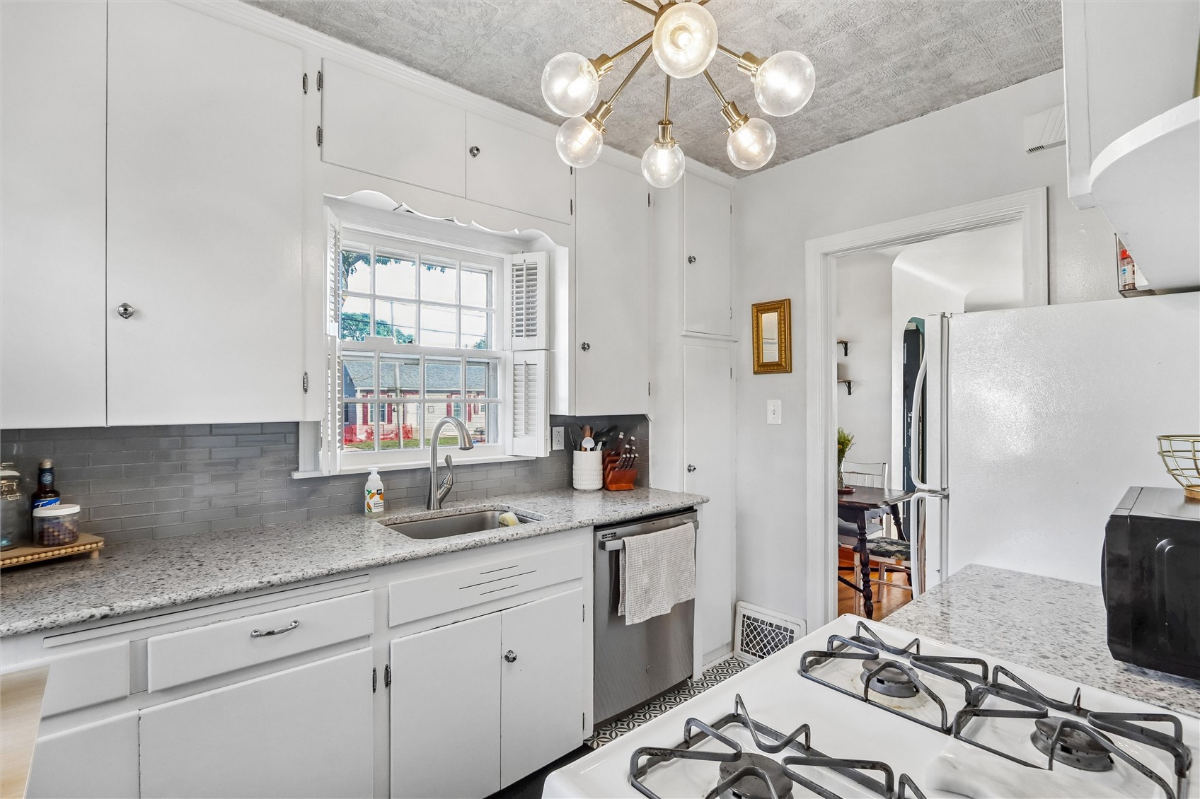 2911 Meadowbrook Drive SE Cedar Rapids IA 52403