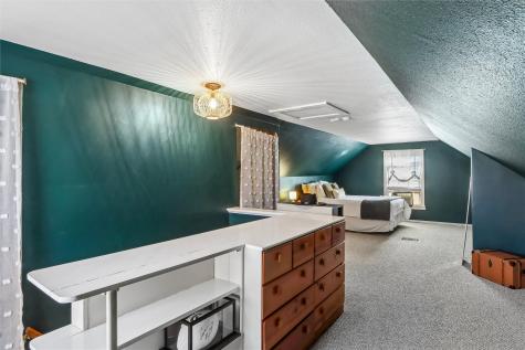 2911 Meadowbrook Drive SE Cedar Rapids IA 52403