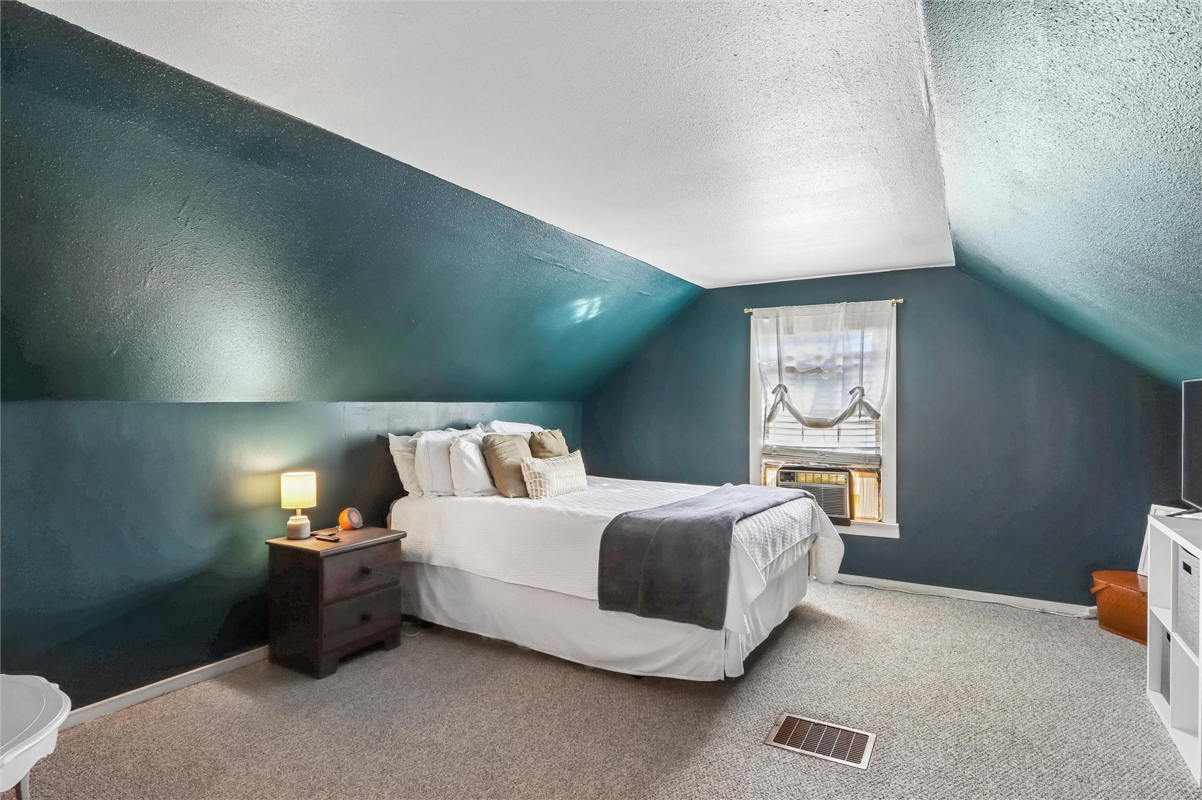 2911 Meadowbrook Drive SE Cedar Rapids IA 52403