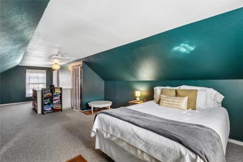 2911 Meadowbrook Drive SE Cedar Rapids IA 52403