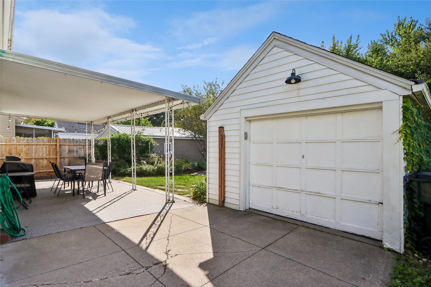 2911 Meadowbrook Drive SE Cedar Rapids IA 52403