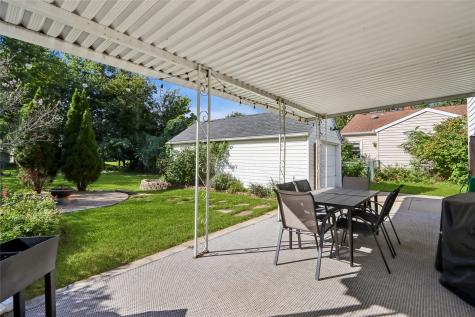 2911 Meadowbrook Drive SE Cedar Rapids IA 52403