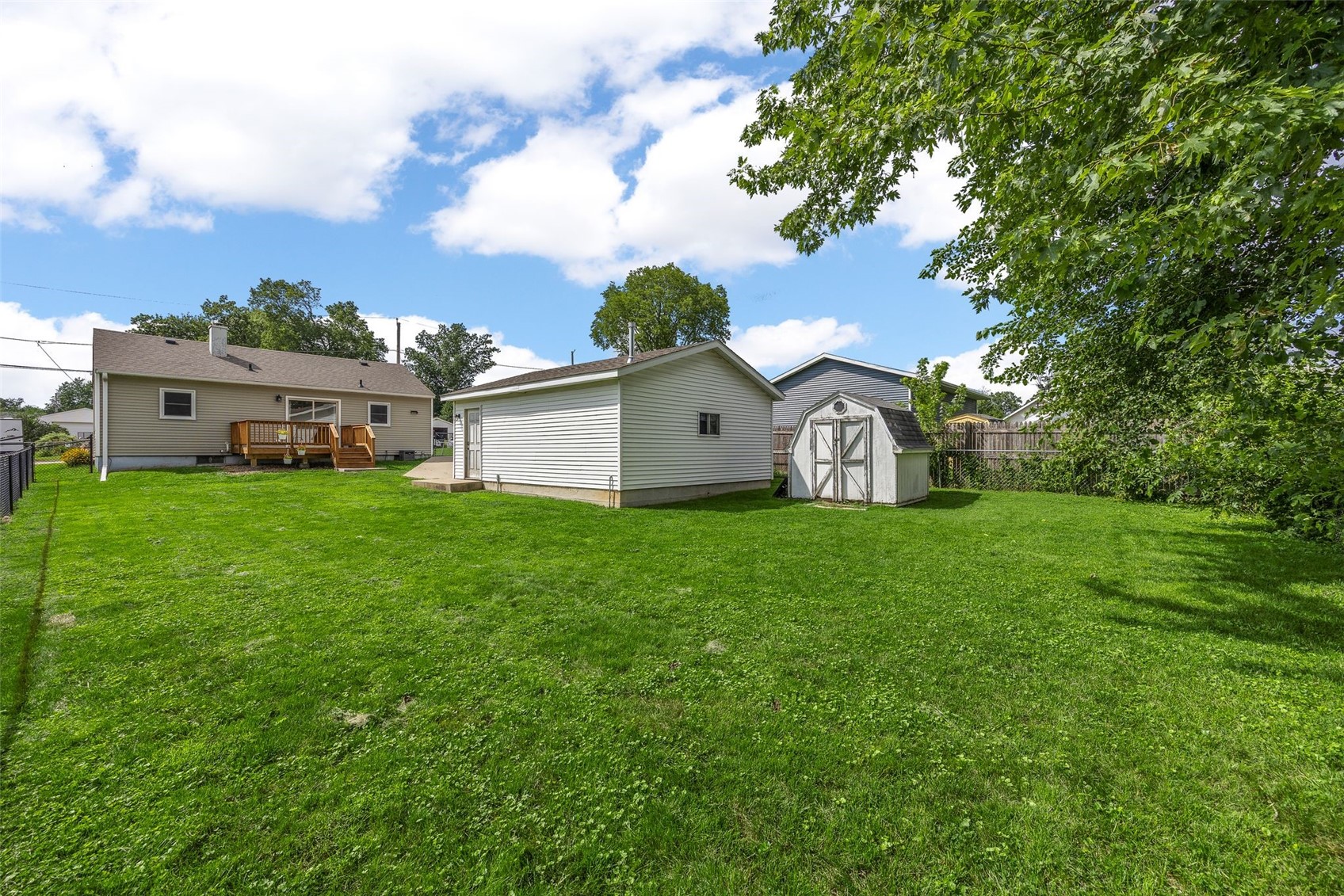 229 21st Street NW Cedar Rapids IA 52405