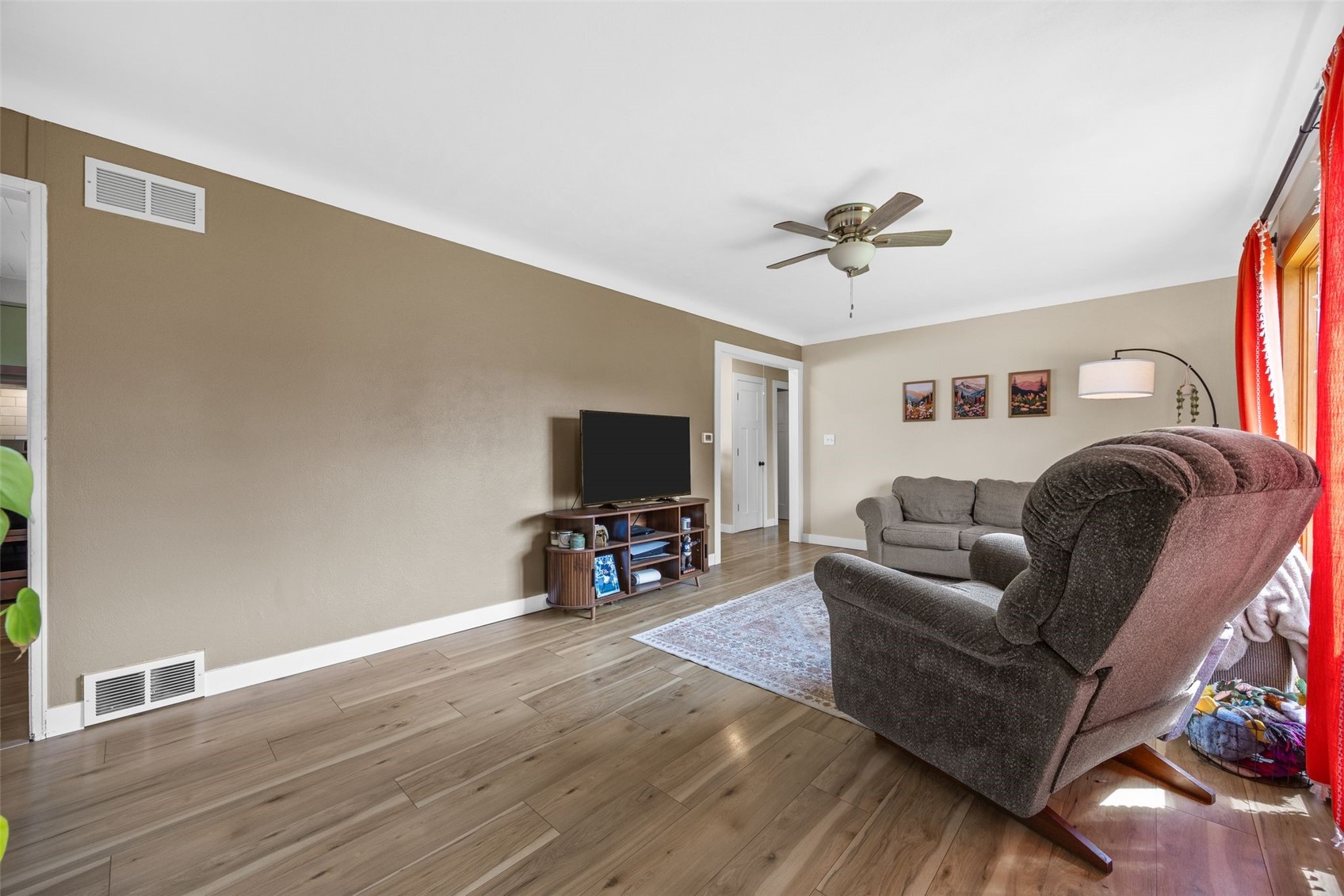229 21st Street NW Cedar Rapids IA 52405
